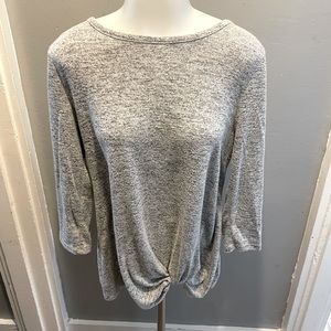 GREY TOP w/ KNOT DETAILING